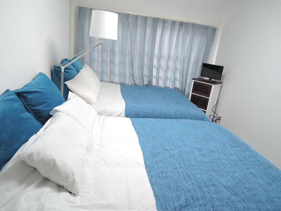 ゆったりとしたダブルベット!!
Double bed and spacious! !
넓은 더블 침대! !