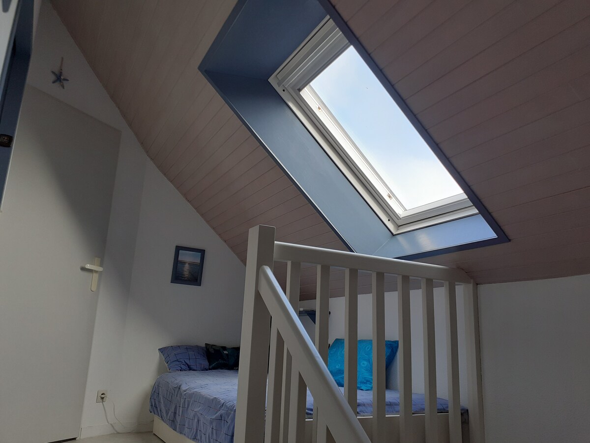 Mezzanine s krevetom za jednu osobu