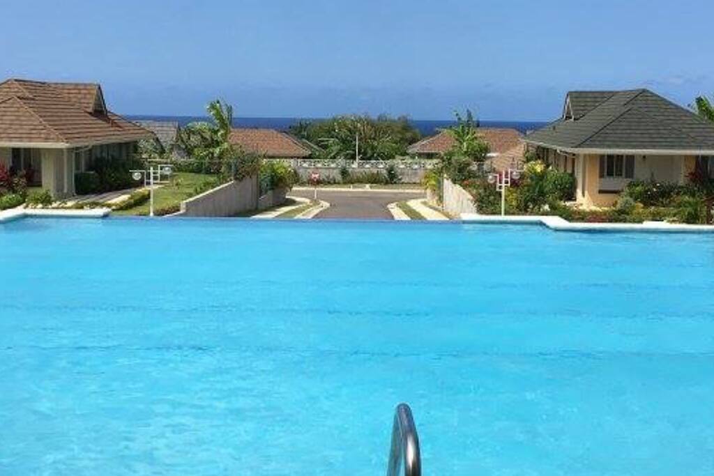 Infinity Swimming Pool
