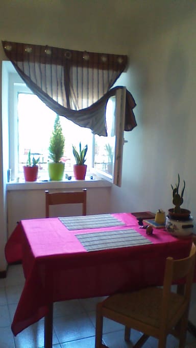 Dinning or working desk for your use.