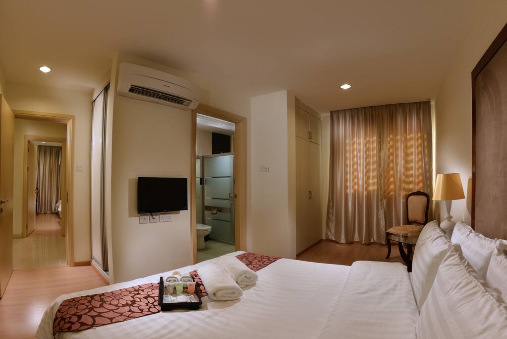 Executive Suite Queen Bed