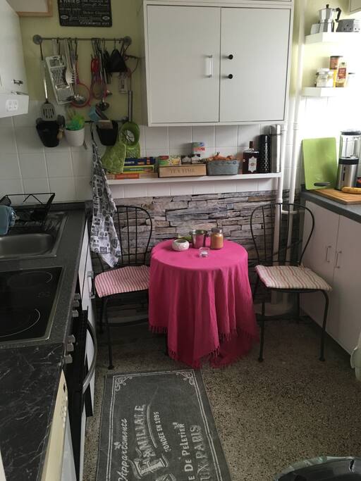 Küche klein alles da gemeinsame Nutzung