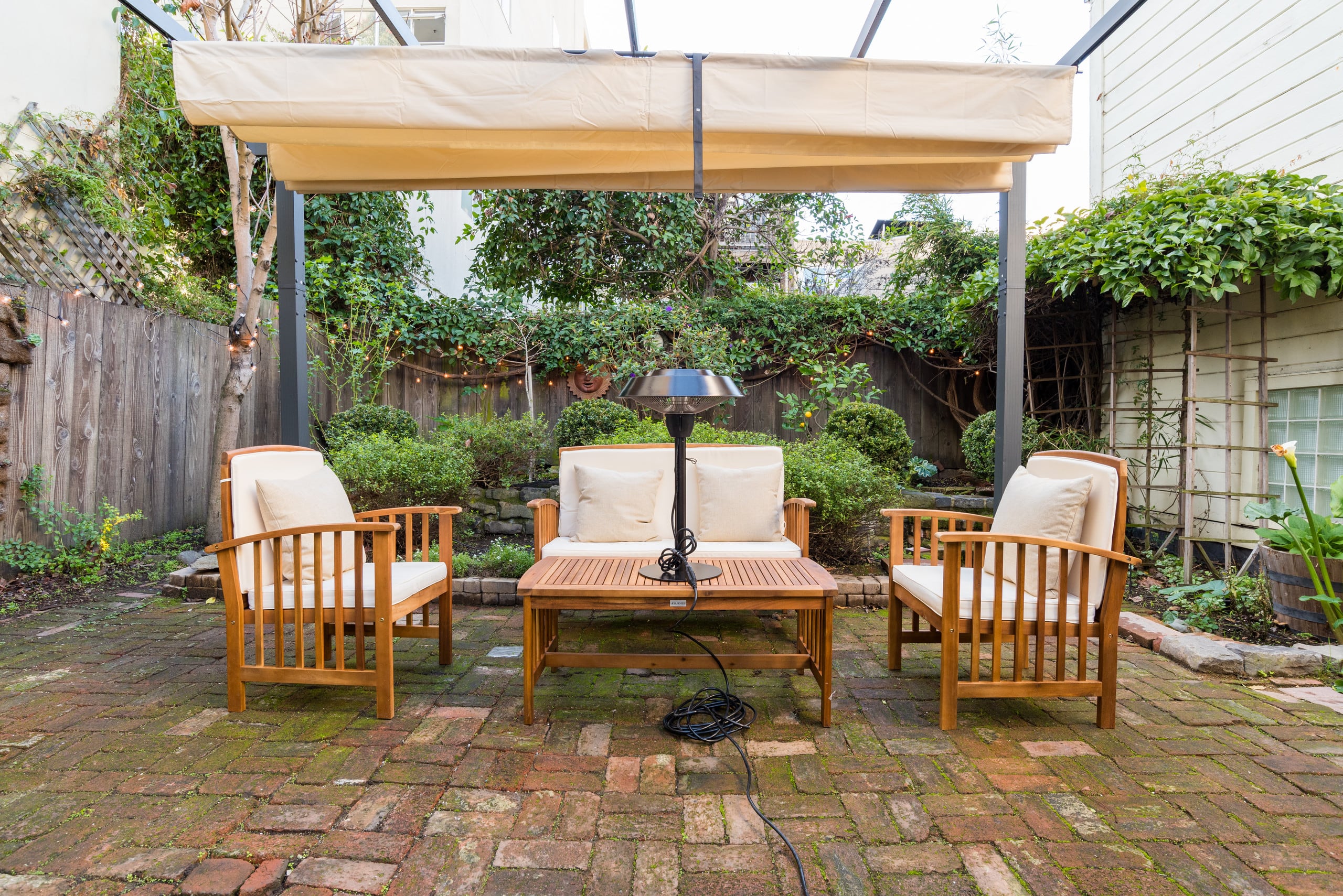 Home in San Francisco · ★4.96 · 3 bedrooms · 3 beds · 2 baths - Image 28