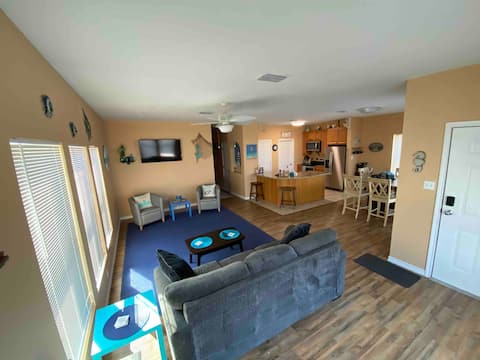 Coastal Cave 3 bdrm 2bth 6 guest max