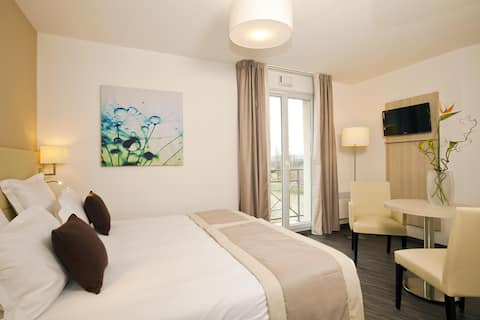 Peaceful studio on the edge of Marne RER A