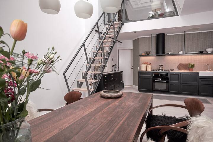 Bohemian studio flat by Royal Palace.