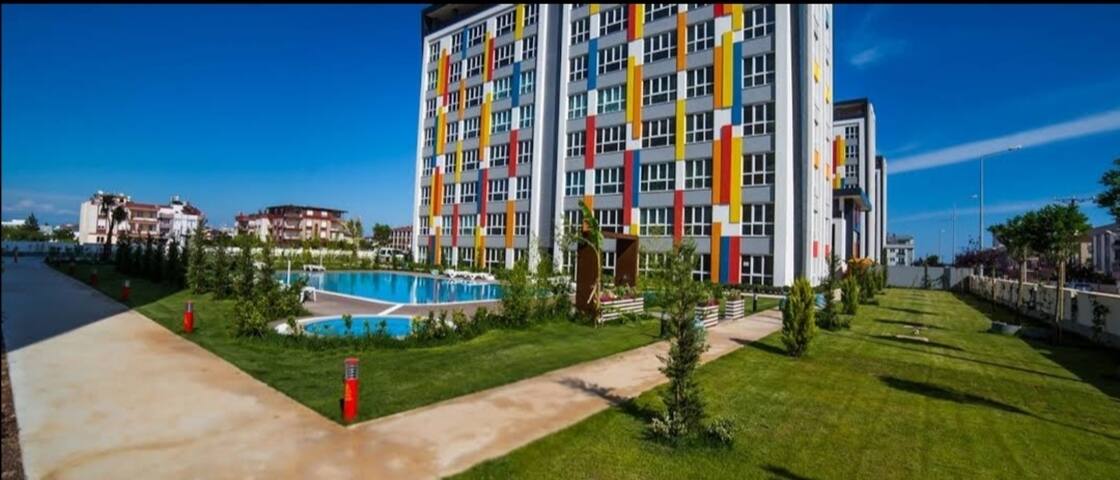 Sauna& Pools & GYM & Security & City Center& 5star