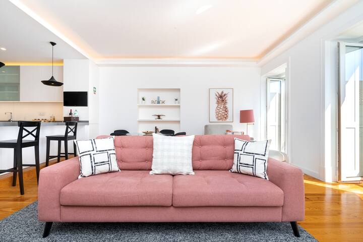 Combro Luxury Apartment | AC | Tram28 gallery image 5