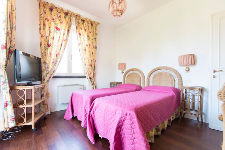 Спална соба 2