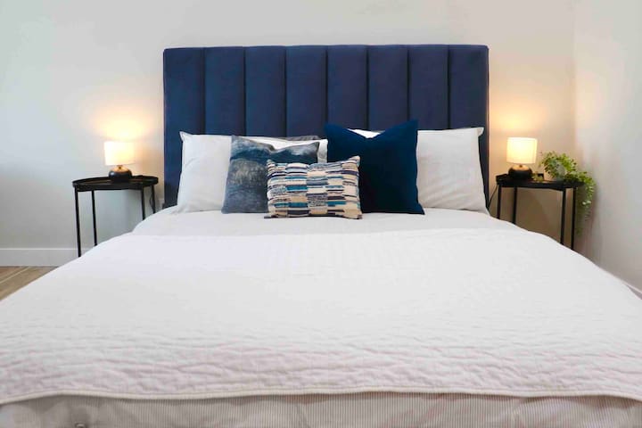 Relaxing Home|Central Area Winnipeg|Free Parking