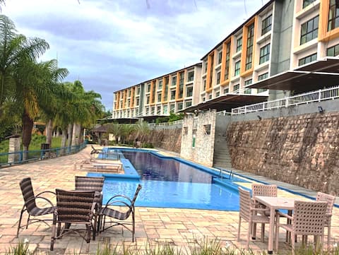 Top performing Airbnb: Charming place with swimming pool /gym in Bananeiras