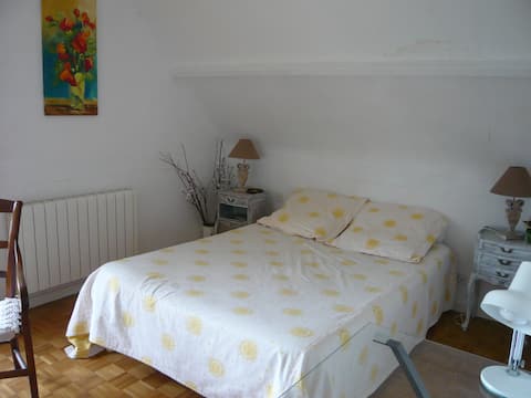 Beautiful room near Rouen