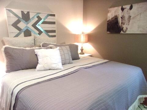 Cottage -  Sparkling Clean & Contactless Checkin