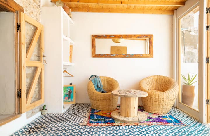 Birds Nest Apartment in Medina!
