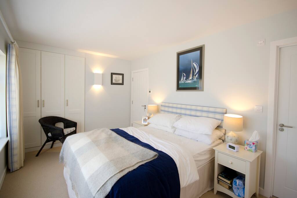 Double Bedroom (2)