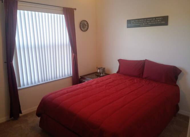 Harry's Beachside Hideaway III