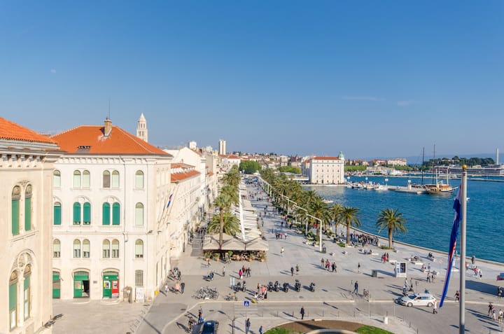 Simple Bajamonti Palace Apartments Split 