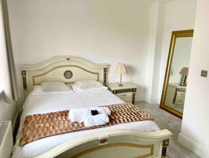 Tamworth Holiday Rentals & Homes England, United Kingdom Airbnb