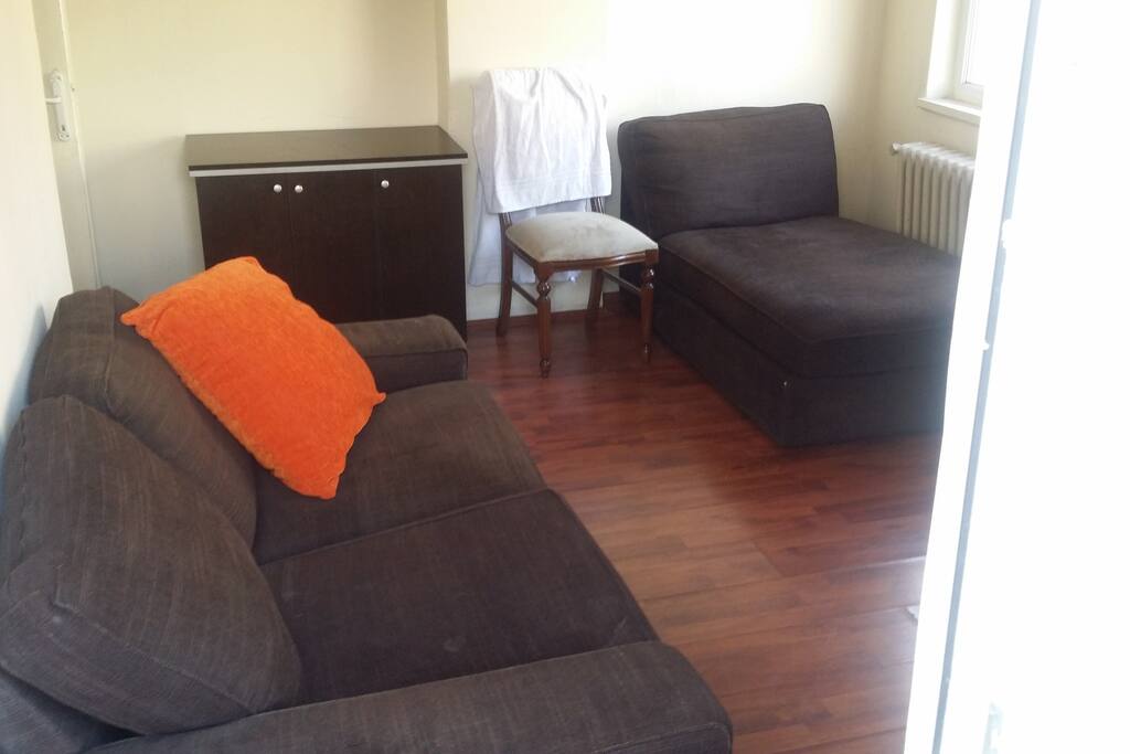 Guest living room.