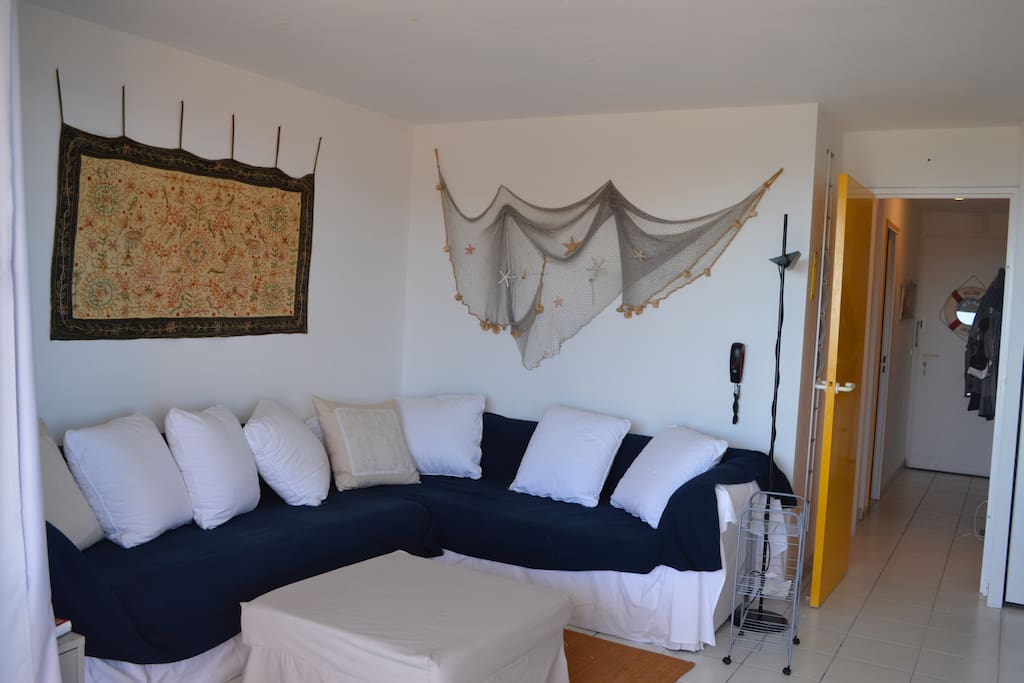il soggiorno con divano letto