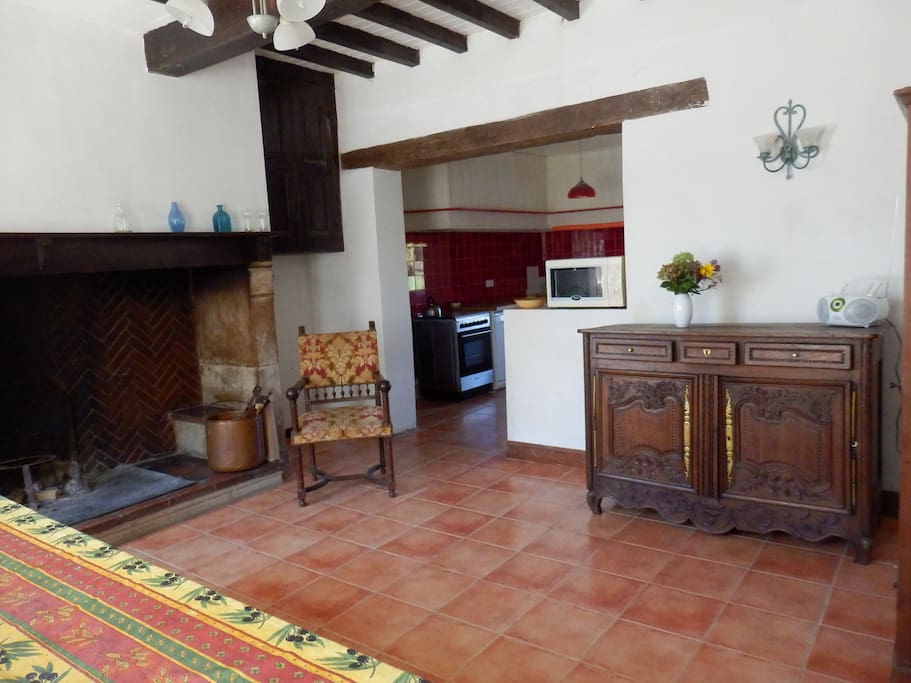 Pièce principale et cuisine/ main room and kitchen
