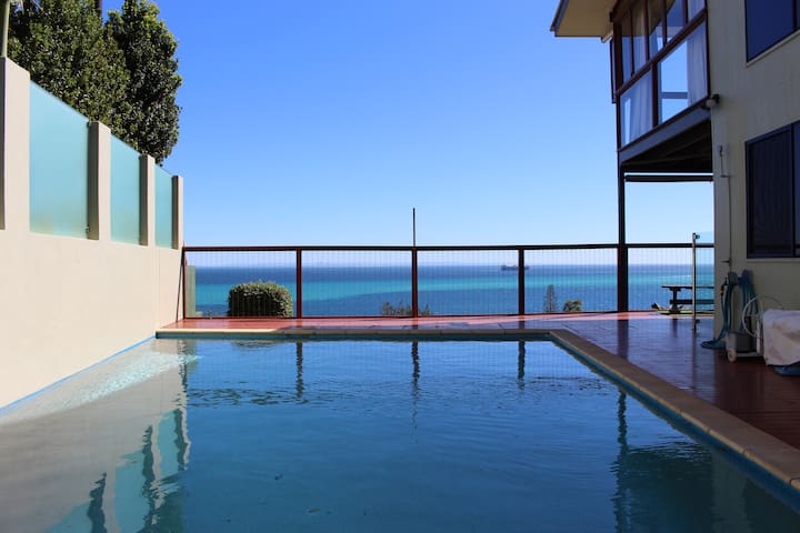 Banyandah Waters Beach House