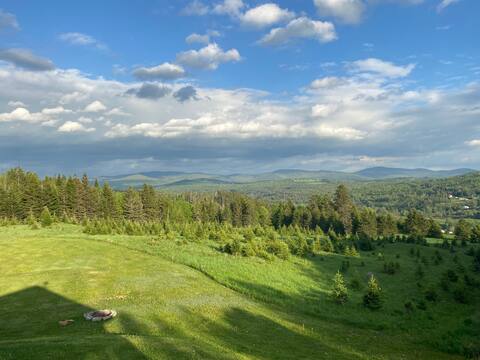 Spruce Mountains Casa. Trail Access. On 12 acres