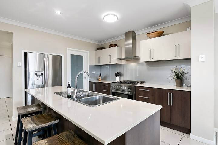 Sunshine Breezes gallery image 5