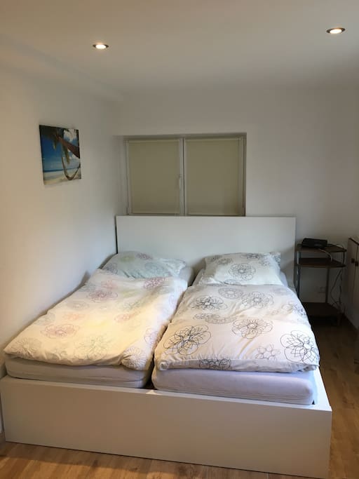 das Doppelbett