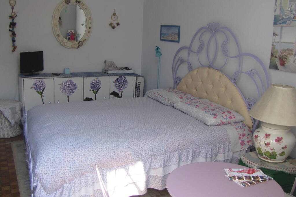 Camera da letto al primo piano denominata "British"