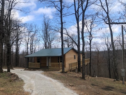 Cabin with hot tub located near hiking trails
