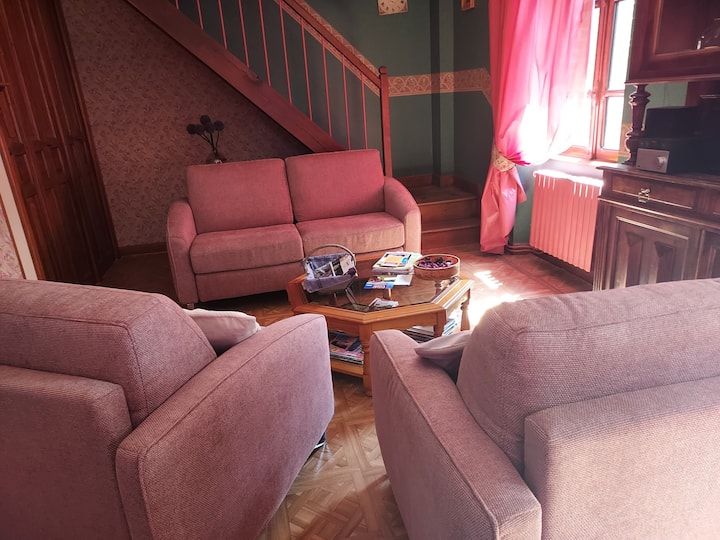 Maison De Famille Chaleureuse 4 Personnes - Taussac