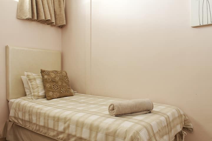 Chumba cha kulala x2 vitanda pacha 