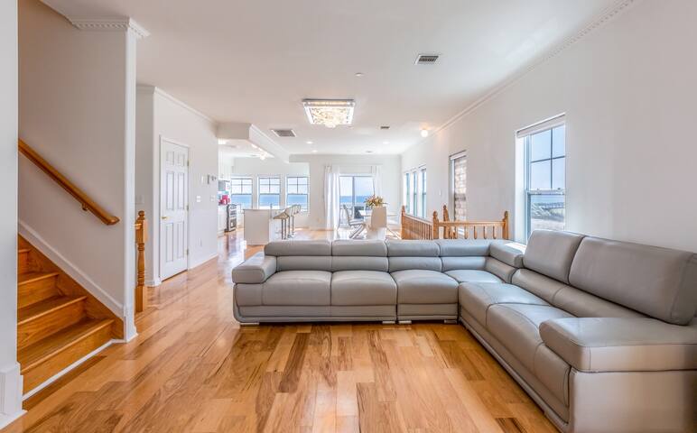 Beach front Dublex near jfk