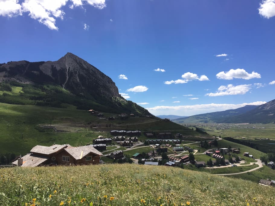 Location at base of mountain