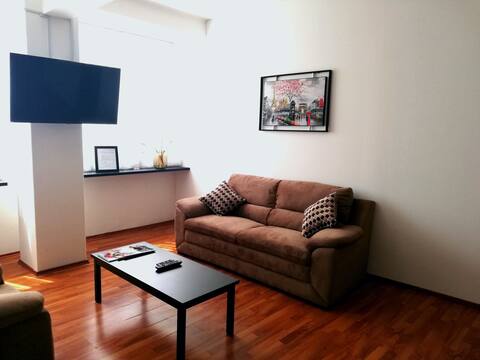 Apt  301 / 5 of February 62 Historic Center