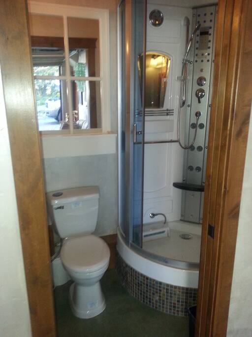 Bear Grass spa steam shower