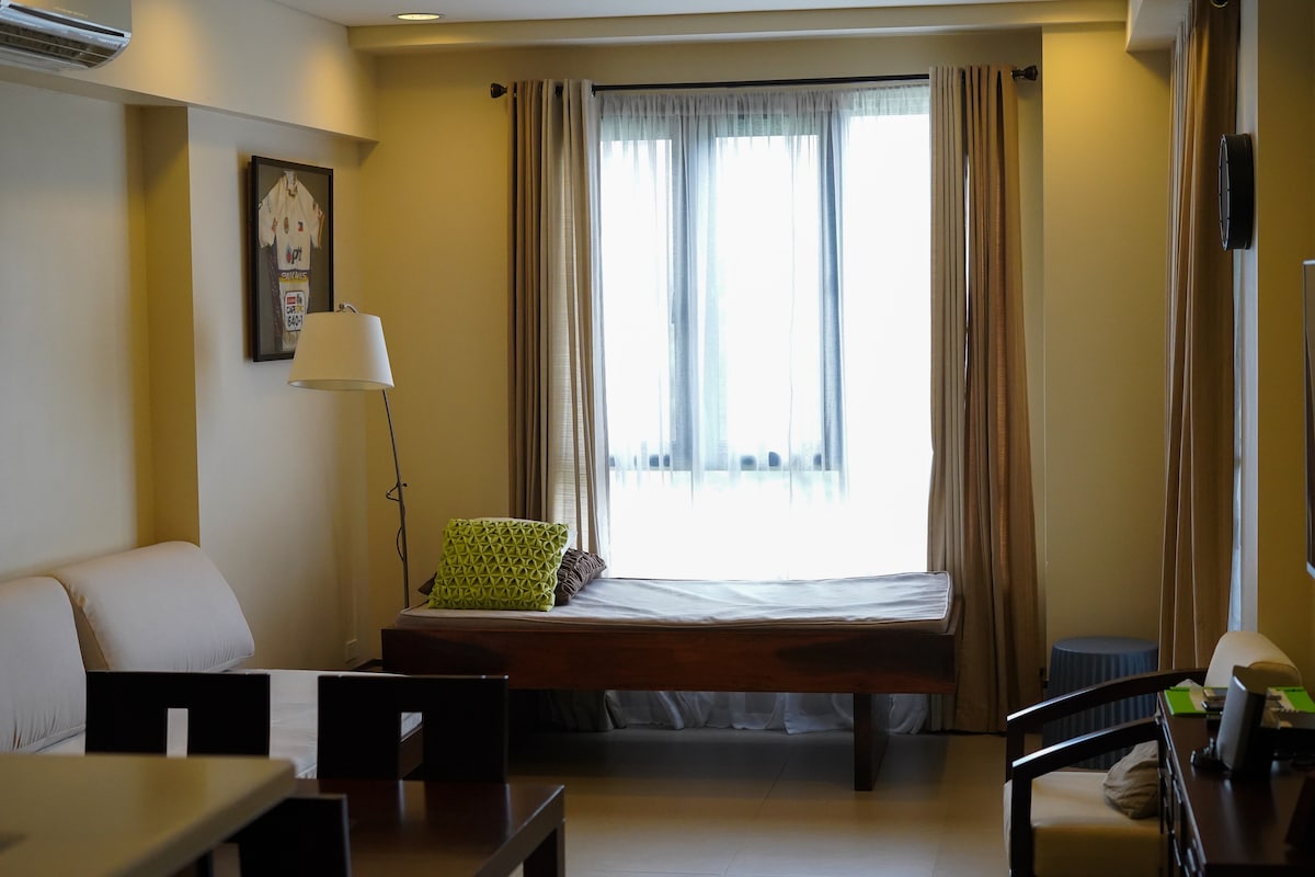 Სასტუმრო ოთახი