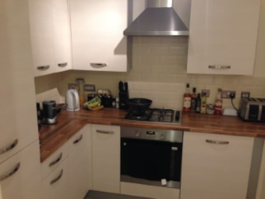 You can have access to all kitchen appliances including a dishwasher and smoothie makers!