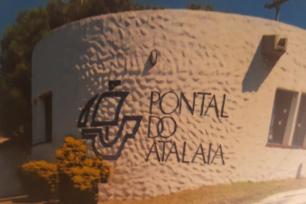 ENTRADA DE SEGURANÇA DO PONTAL DO ATALAIA, ÁREA NOBRE DA CIDADE