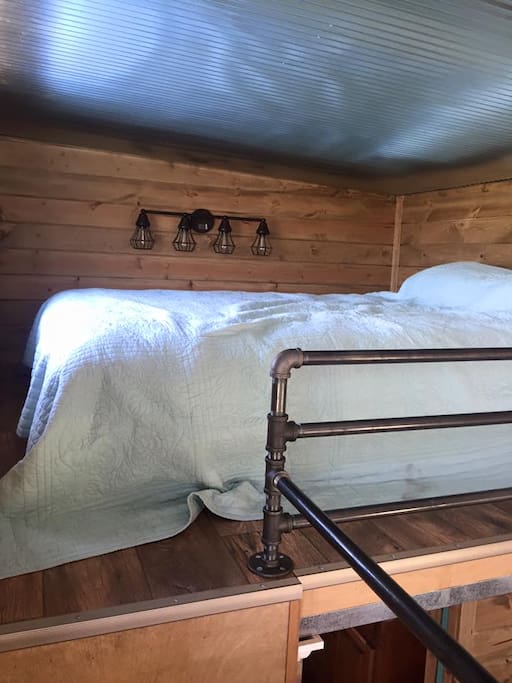 Loft with Queen Mattress