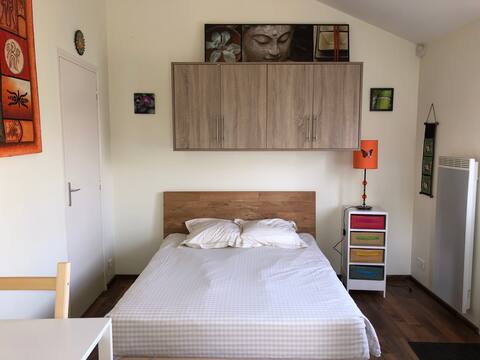 Studio near Chevreuse Valley and Versailles