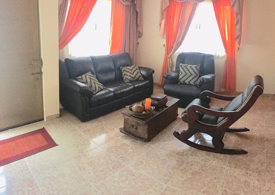 Sala -Muebles de cuero
Livin room-all leather