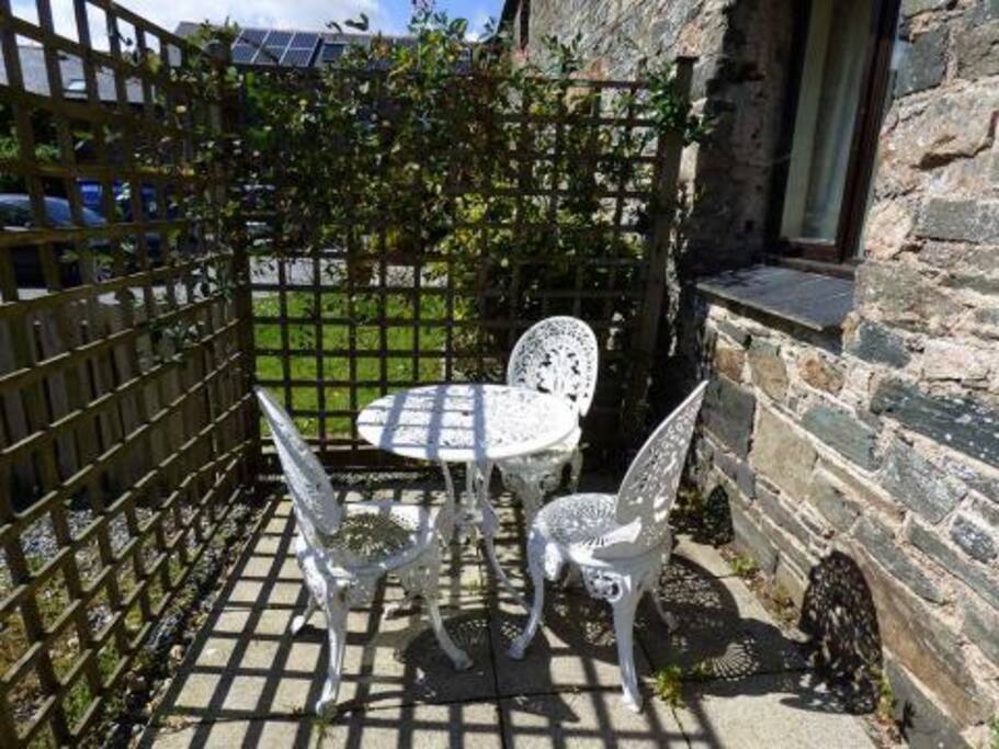 Secluded sun trap patio