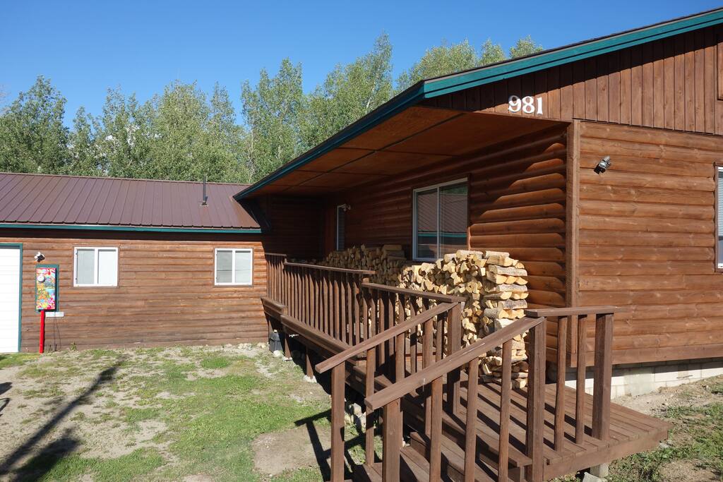 Front deck entrance
