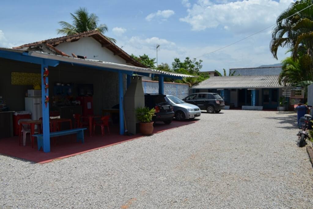 Cozinha + Estacionamento