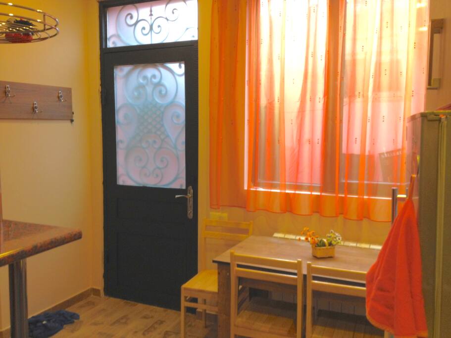 Shared Kitchen, front entrance