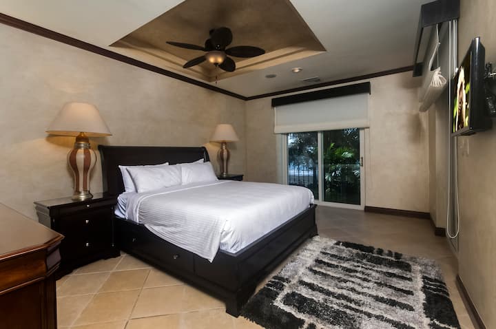 საძინებელი 1