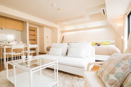 5 min Dotonbori Top Floor Suite 4ppl #701