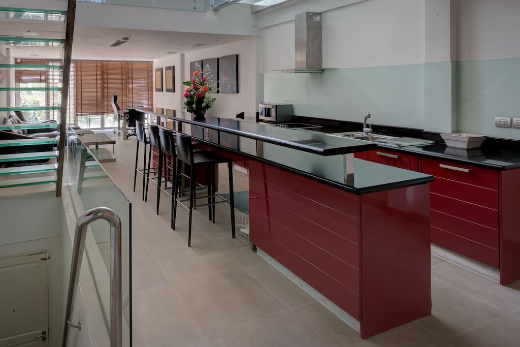 Breakfast bar